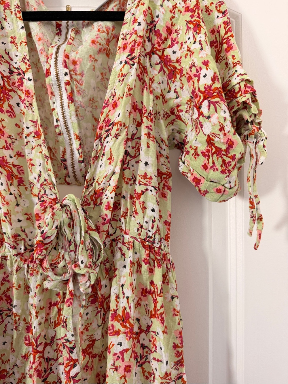 V-Neck Floral Maxi Dress in Cream with Red Print - Picture 2 of 4